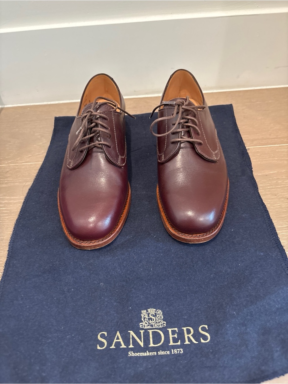 Sanders Women's Burgundy Leather Lace-Up Flats